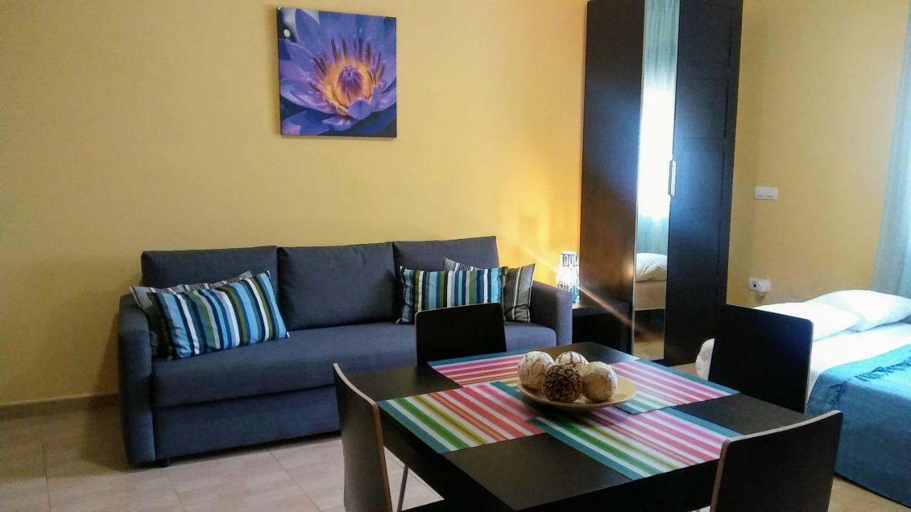 Apartamento Domingo Lozano Malaga Luaran gambar